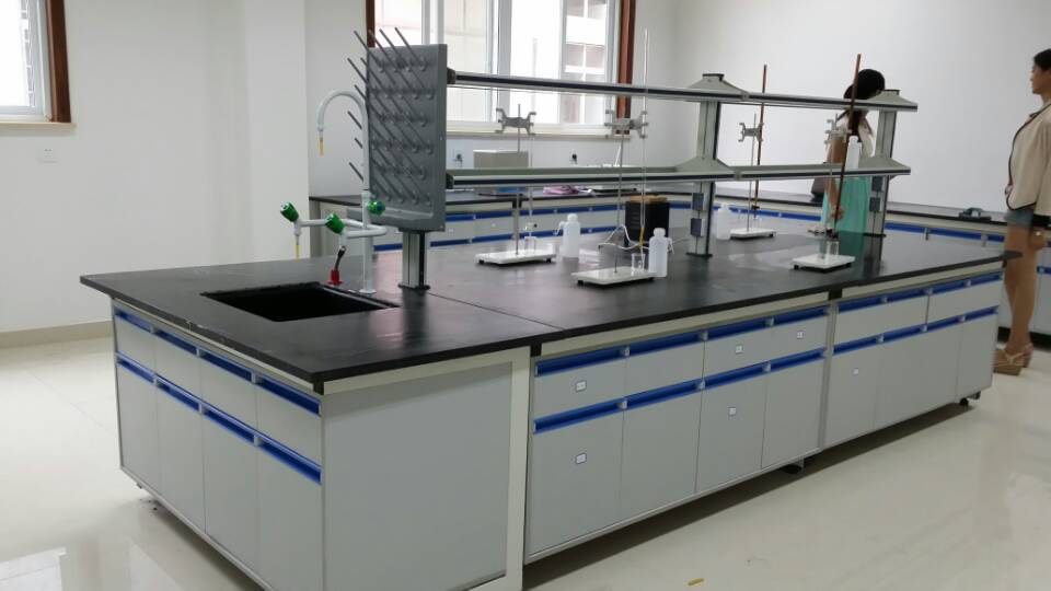 ��ľ����̨